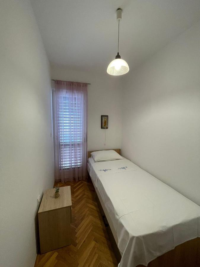 Apartments Sestan Novalja Luaran gambar