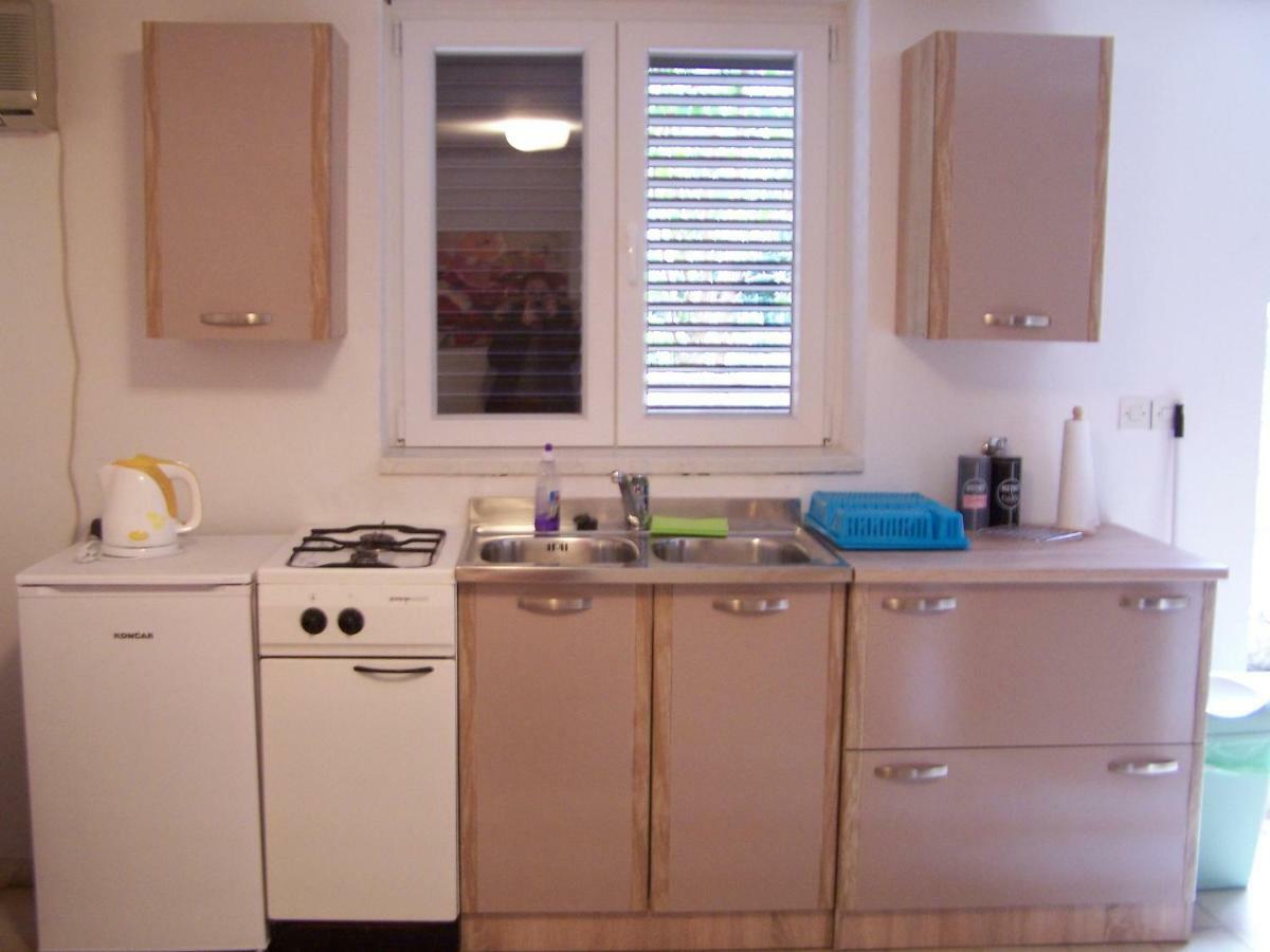Apartments Sestan Novalja Luaran gambar